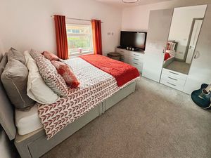 Photo 5- click for photo gallery